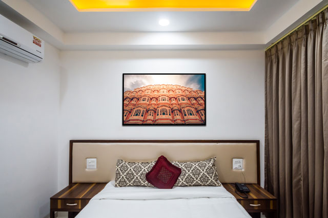  Executive Room Facility